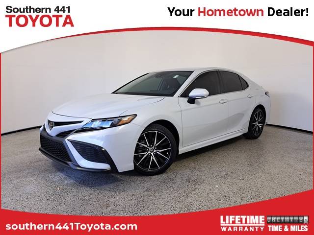 2024 Toyota Camry SE — Sedan — 19,215 mi — Royal Palm Beach, FL