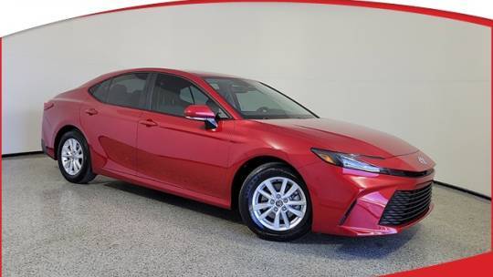 2025 Toyota Camry LE — Sedan — 4,664 mi — Royal Palm Beach, FL