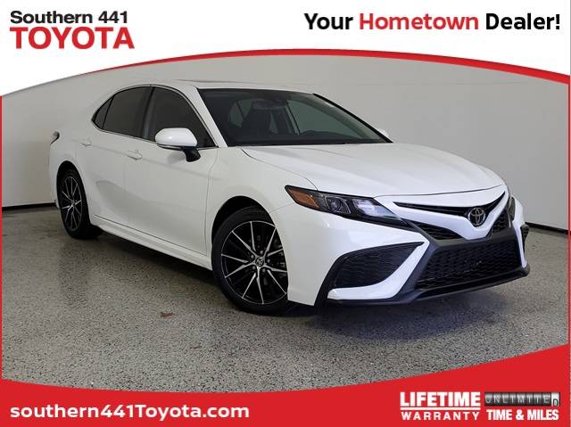 2024 Toyota Camry SE — Sedan — 30,583 mi — Royal Palm Beach, FL
