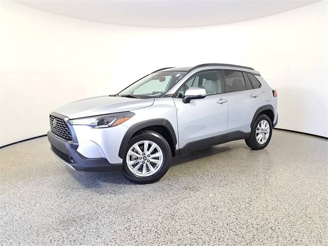 2023 Toyota Corolla Cross LE — SUV — 21,811 mi — Royal Palm Beach, FL
