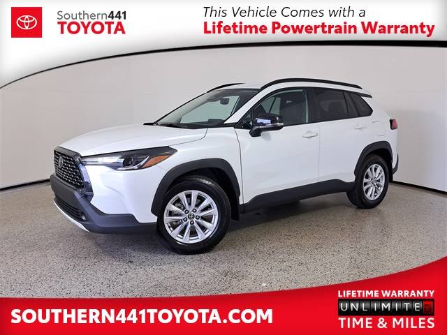 2025 Toyota Corolla Cross LE — SUV — 1,744 mi — Royal Palm Beach, FL