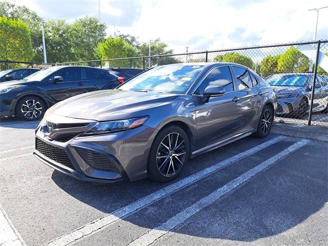 2024 Toyota Camry SE — Sedan — 31,232 mi — Royal Palm Beach, FL