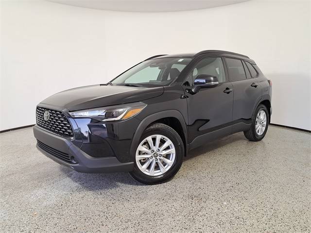 2024 Toyota Corolla Cross LE — SUV — 16,040 mi — Royal Palm Beach, FL
