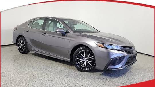 2022 Toyota Camry SE — Sedan — 45,890 mi — Royal Palm Beach, FL