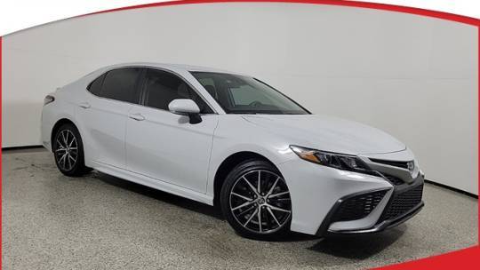 2024 Toyota Camry SE — Sedan — 9,882 mi — Royal Palm Beach, FL