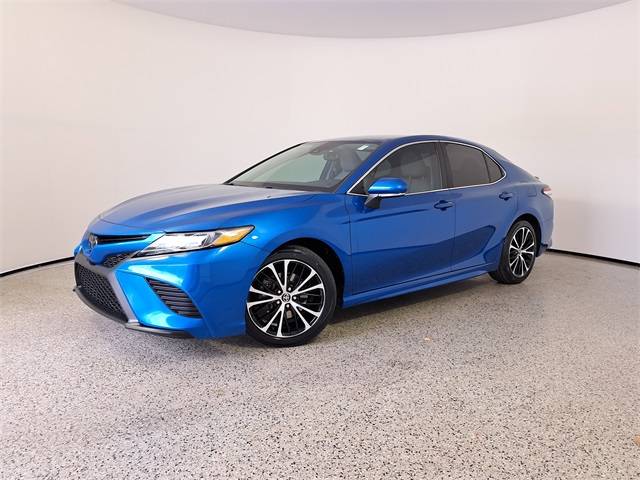 2020 Toyota Camry SE — Sedan — 69,932 mi — Royal Palm Beach, FL