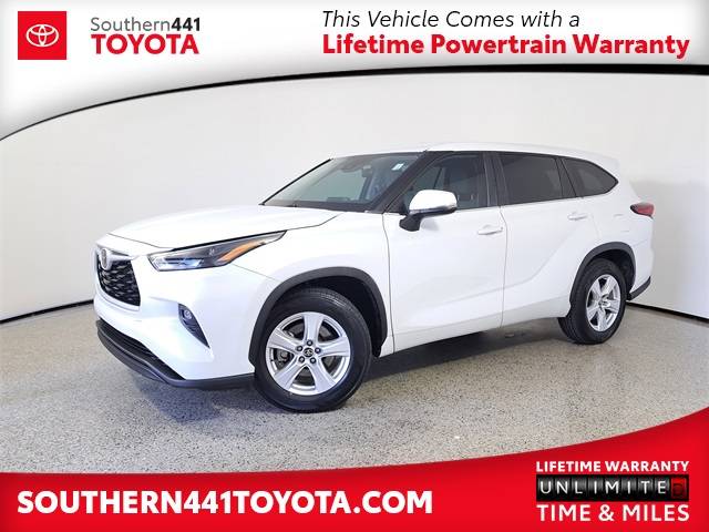 2023 Toyota Highlander LE — SUV — 40,250 mi — Royal Palm Beach, FL