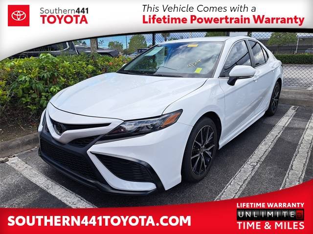 2024 Toyota Camry SE — Sedan — 21,723 mi — Royal Palm Beach, FL