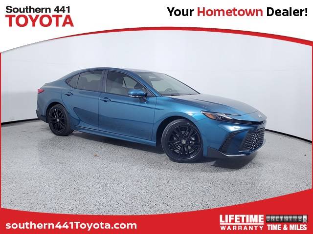 2025 Toyota Camry LE — Sedan — 544 mi — Royal Palm Beach, FL