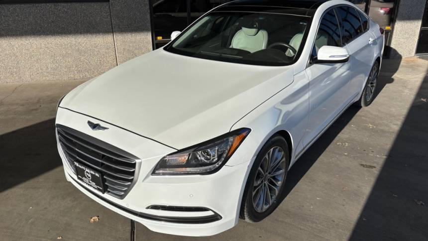 2015 Hyundai Genesis 3.8 — Sedan — 60,920 mi — Albuquerque, NM