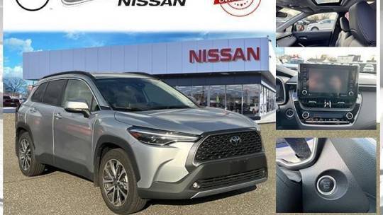 2022 Toyota Corolla Cross XLE — SUV — 17,462 mi — Amityville, NY