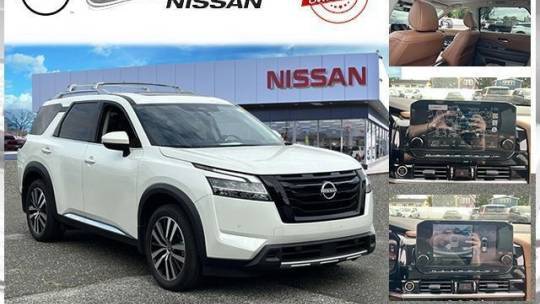 2023 Nissan Pathfinder Platinum — SUV — 20,893 mi — Amityville, NY