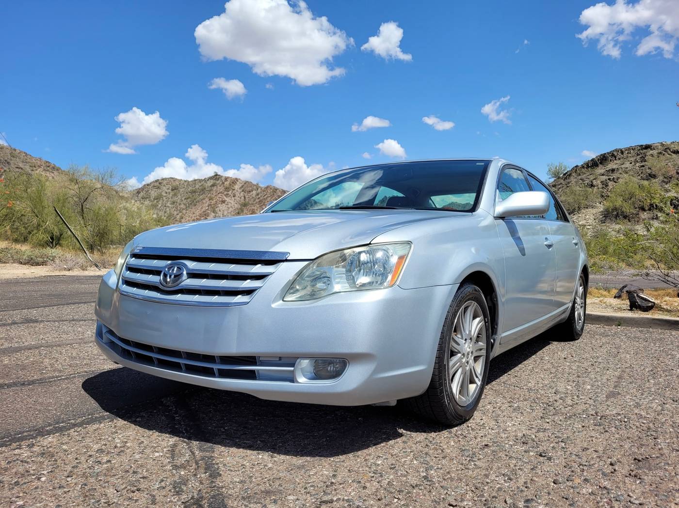 2006 Toyota Avalon Limited — Sedan — 165,979 mi — Phoenix, AZ