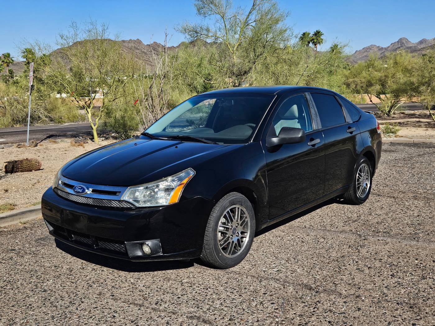 2010 Ford Focus SE — Sedan — 99,355 mi — Phoenix, AZ