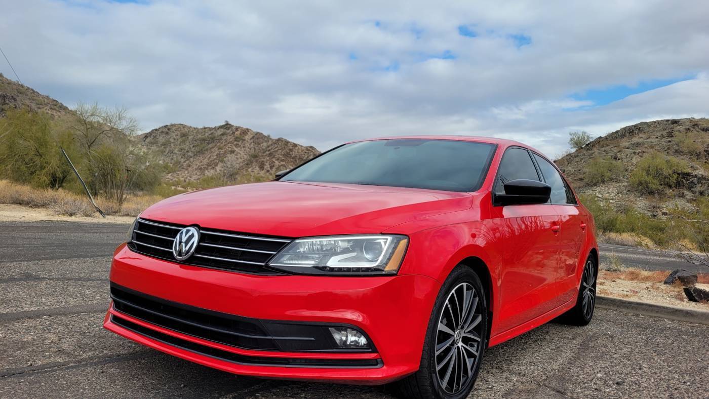2016 Volkswagen Jetta 1.8T Sport — Sedan — 99,098 mi — Phoenix, AZ