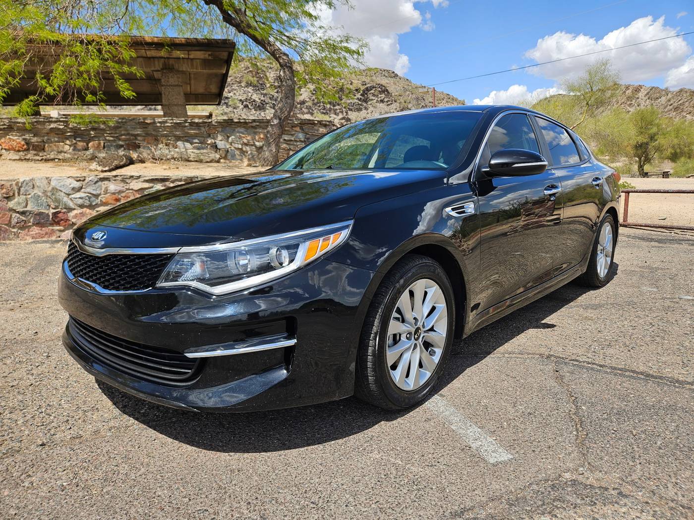 2018 Kia Optima LX — Sedan — 75,585 mi — Phoenix, AZ