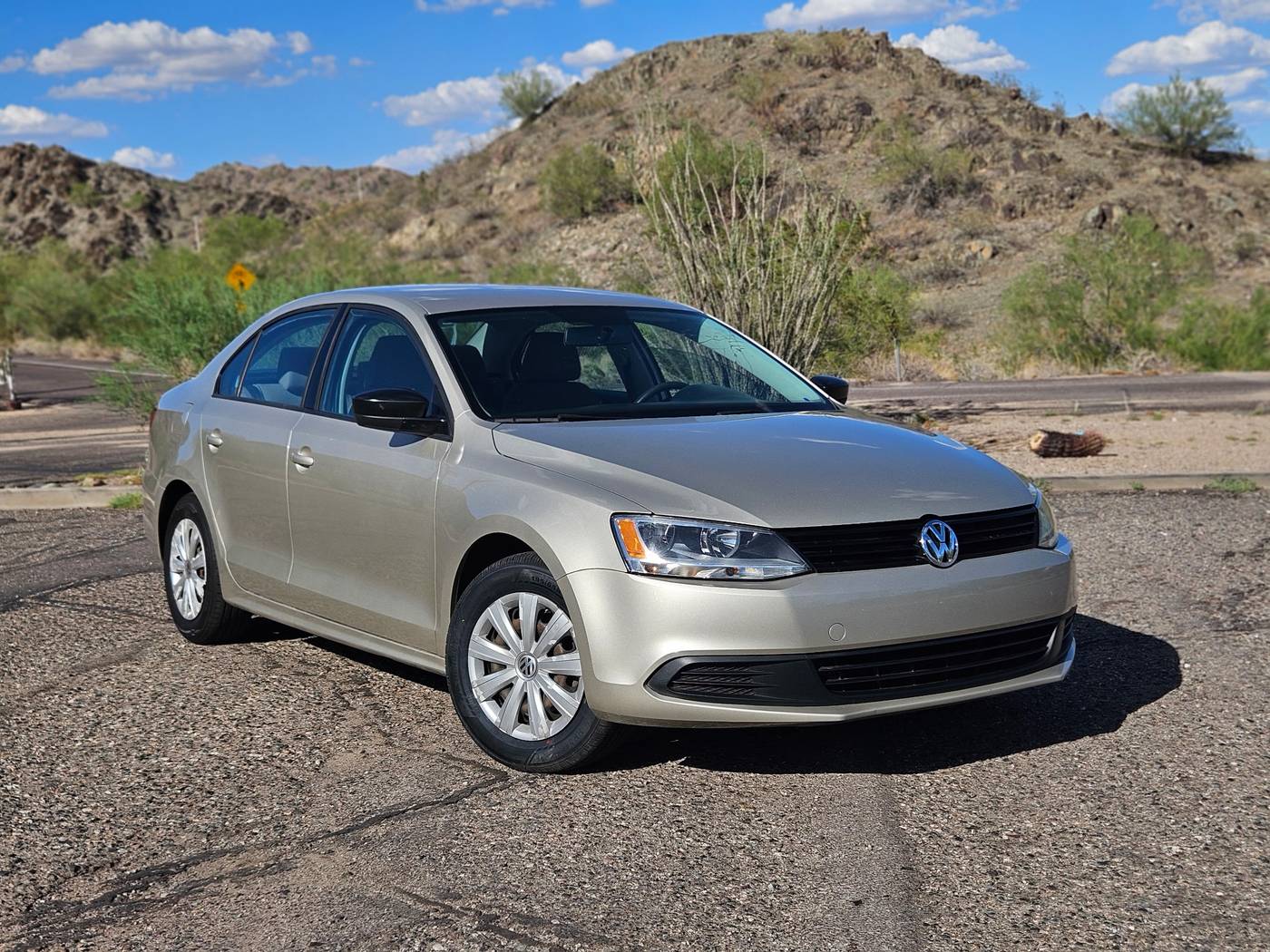 2014 Volkswagen Jetta S — Sedan — 113,880 mi — Phoenix, AZ