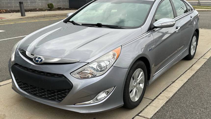 2015 Hyundai Sonata Hybrid Base — Sedan — 55,592 mi — Bayonne, NJ