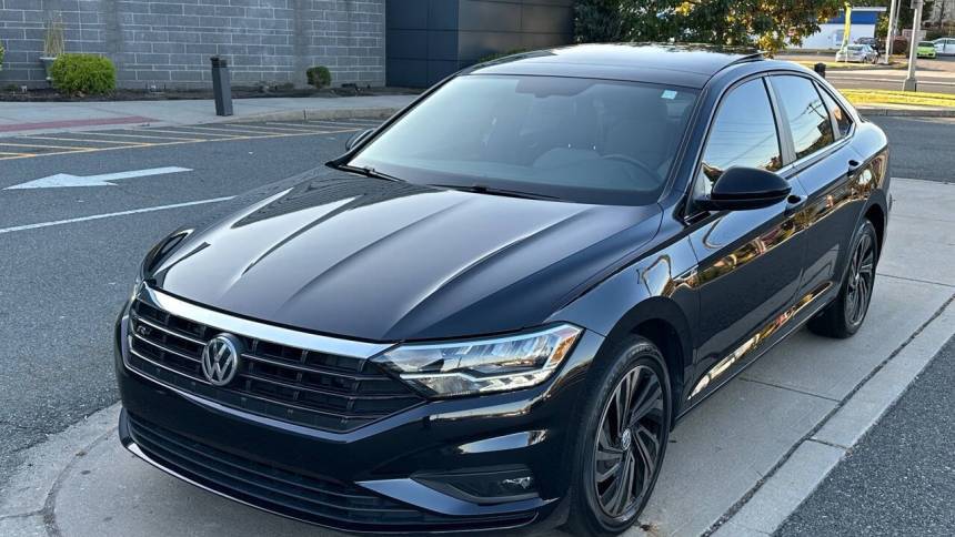 2019 Volkswagen Jetta R-Line — Sedan — 40,592 mi — Bayonne, NJ