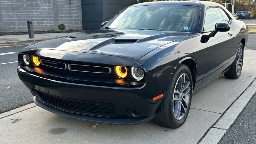 2019 Dodge Challenger SXT — Coupe — 52,815 mi — Bayonne, NJ