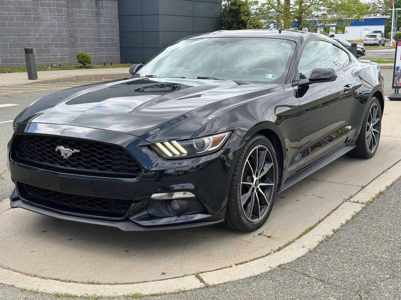 2017 Ford Mustang EcoBoost Premium