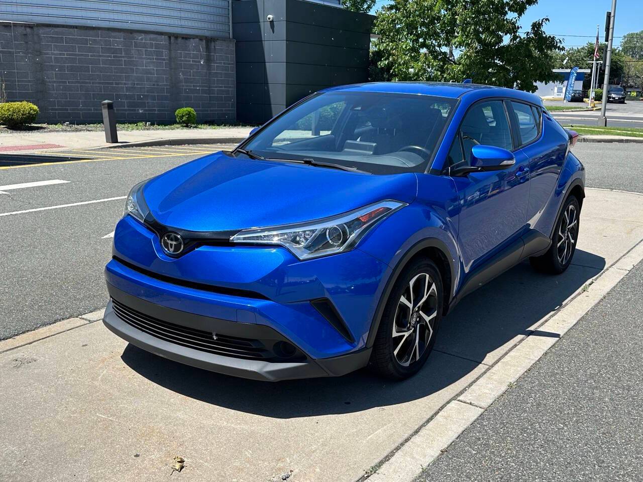 2019 Toyota C-HR XLE — SUV — 90,674 mi — Bayonne, NJ
