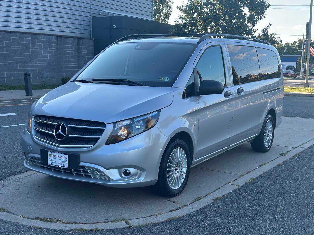 2019 Mercedes-Benz Metris Passenger Van Standard — Passenger Van — 103,544 mi — Bayonne, NJ