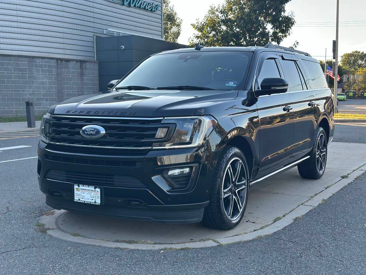 2019 Ford Expedition Limited — SUV — 143,503 mi — Bayonne, NJ