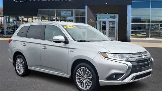 2022 Mitsubishi Outlander Plug-in Hybrid SEL — SUV — 25,091 mi — Greensburg, PA