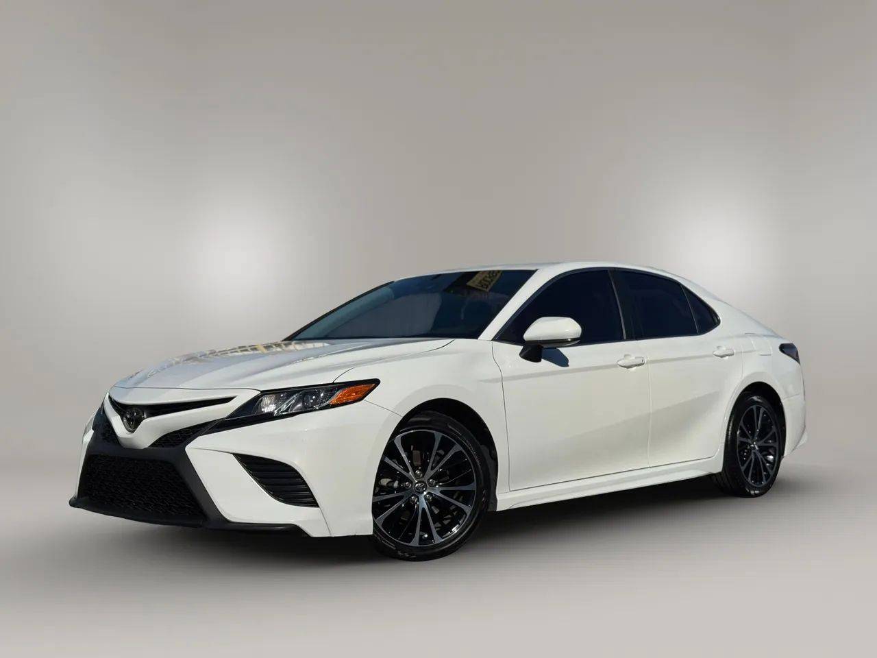 2019 Toyota Camry SE — Sedan — 54,401 mi — North Hollywood, CA