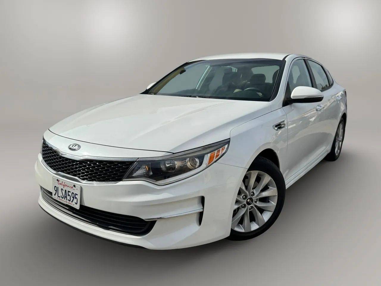 2018 Kia Optima LX — Sedan — 70,033 mi — North Hollywood, CA