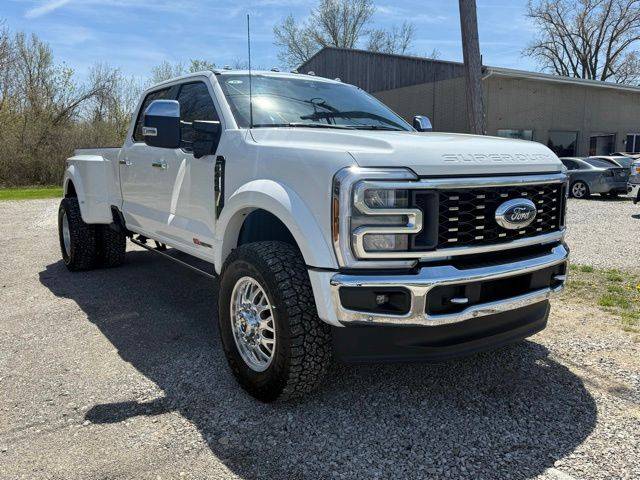 2024 Ford Super Duty F-450 LARIAT — Pickup Truck — 5,589 mi — Norwalk, OH