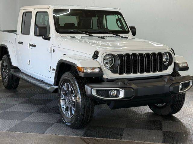 2024 Jeep Gladiator Sport S — Pickup Truck — 9,457 mi — Norwalk, OH