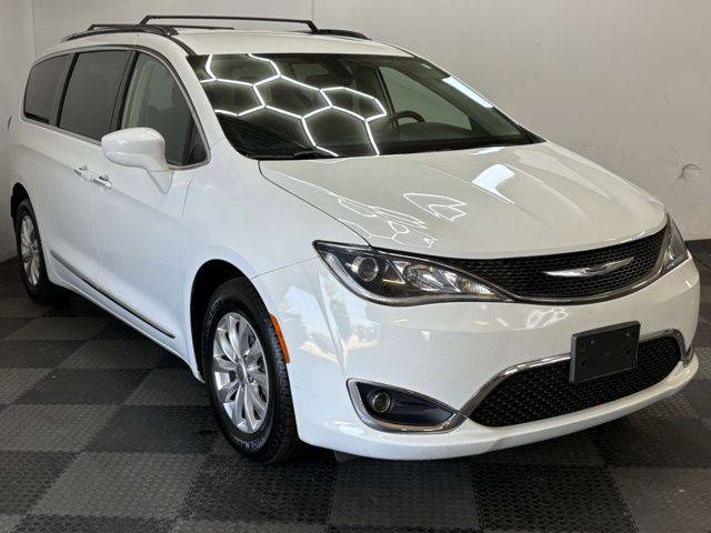 2019 Chrysler Pacifica Touring L — Minivan — 104,064 mi — Norwalk, OH
