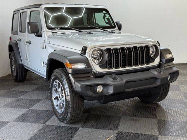 2024 Jeep Wrangler Sport S — SUV — 7,702 mi — Norwalk, OH