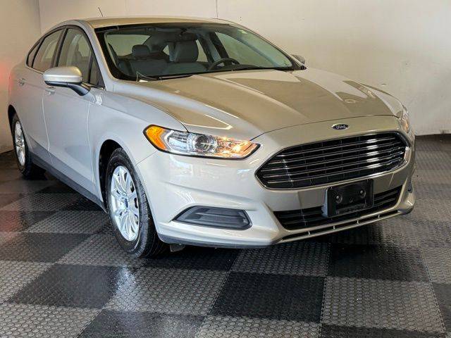 2015 Ford Fusion S — Sedan — 57,995 mi — Norwalk, OH