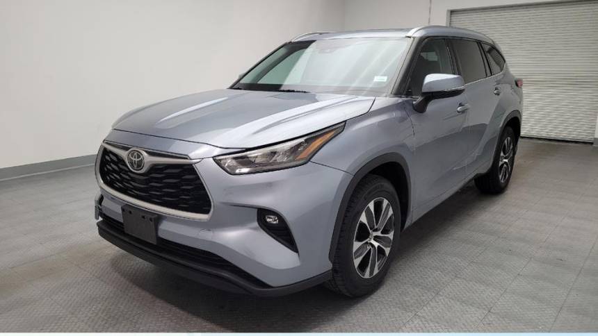 2020 Toyota Highlander XLE — SUV — 68,568 mi — Van Nuys, CA