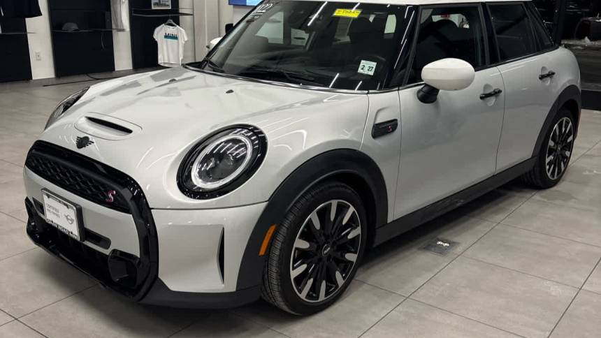 2022 MINI Hardtop Cooper S — Hatchback — 29,486 mi — Edison, NJ