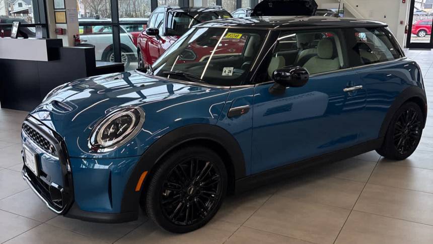 2023 MINI Hardtop Cooper S — Hatchback — 8,410 mi — Edison, NJ