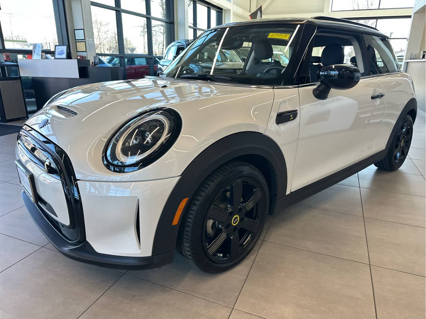2024 MINI Electric Hardtop Cooper SE — Hatchback — 9,031 mi — Edison, NJ