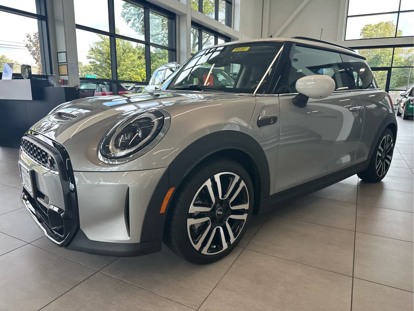 2024 MINI Hardtop Cooper S — Hatchback — 434 mi — Edison, NJ