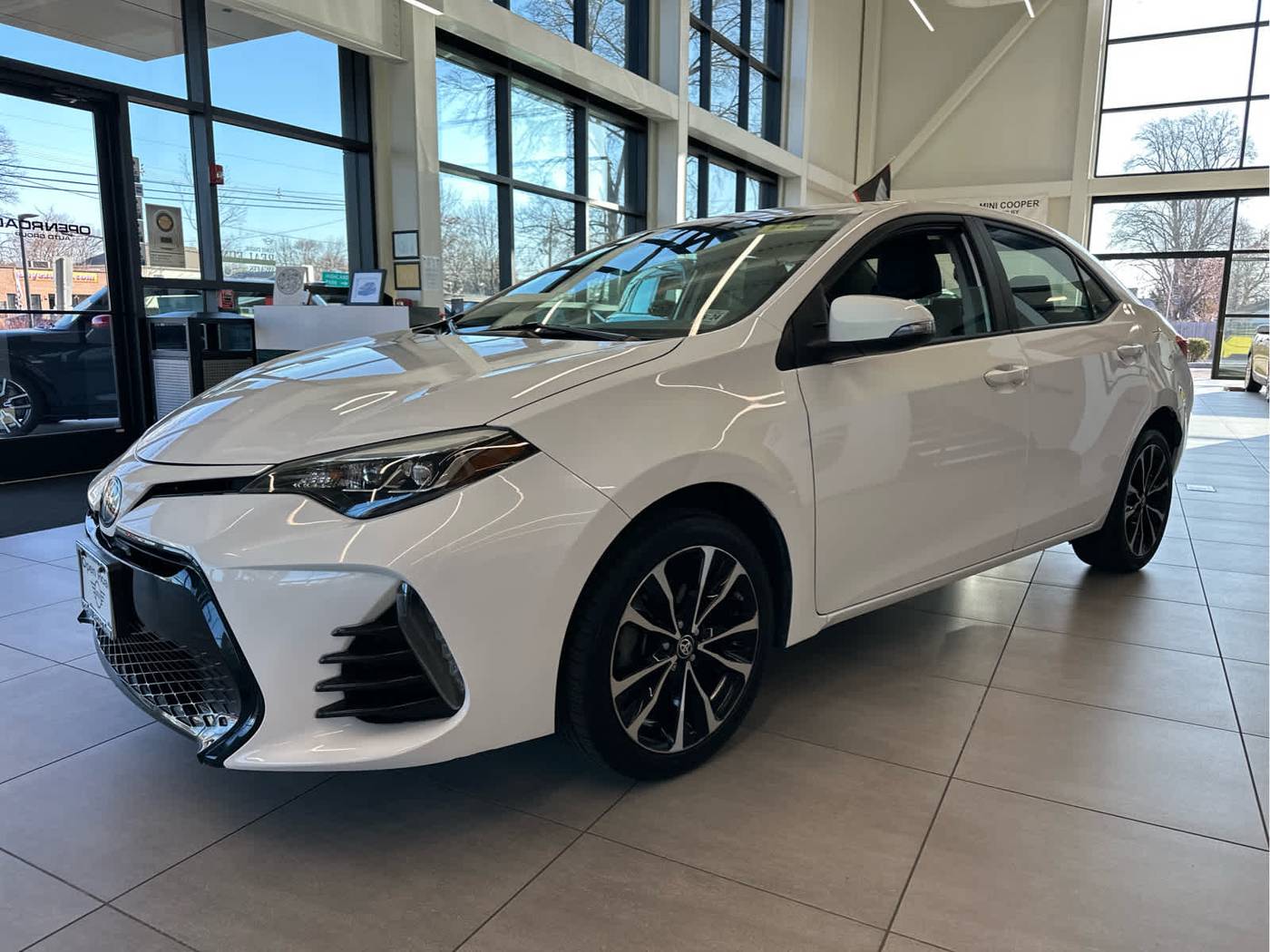 2019 Toyota Corolla SE — Sedan — 43,767 mi — Edison, NJ