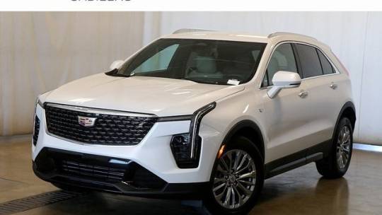 2024 Cadillac XT4 Premium Luxury — SUV — 7,423 mi — Lombard, IL