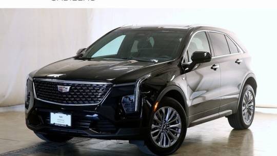 2024 Cadillac XT4 Premium Luxury — SUV — 13,238 mi — Lombard, IL