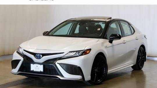 2021 Toyota Camry Hybrid XSE — Sedan — 77,266 mi — Lombard, IL