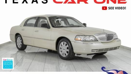 2003 Lincoln Town Car Cartier — Sedan — 70,329 mi — Carrollton, TX