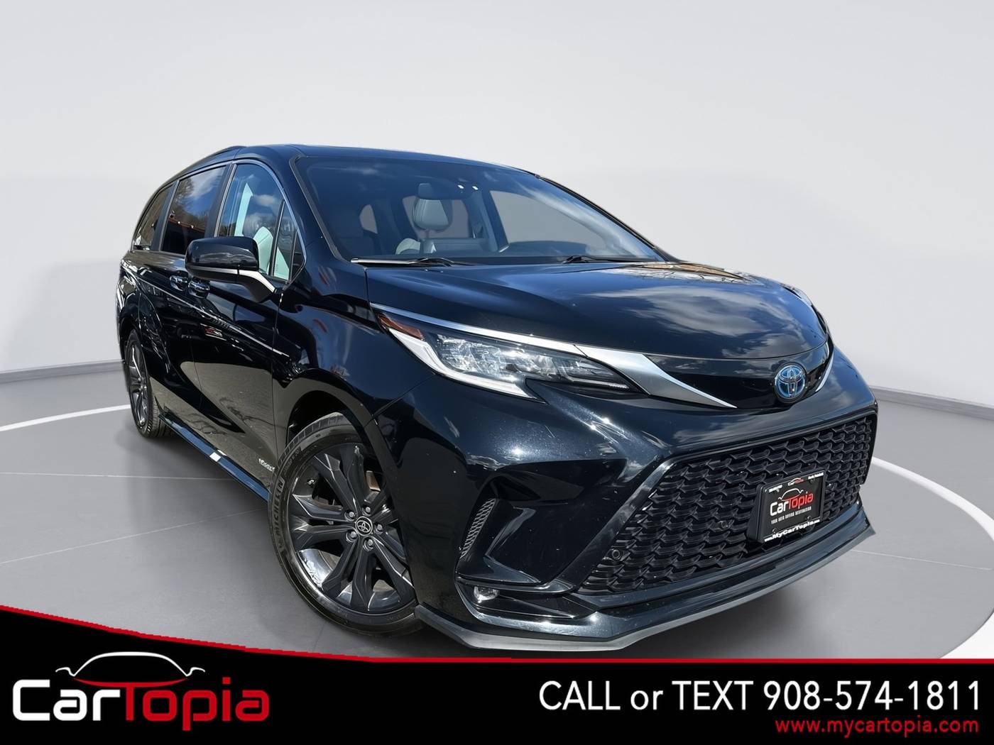 2021 Toyota Sienna XSE — Minivan — 56,275 mi — North Plainfield, NJ
