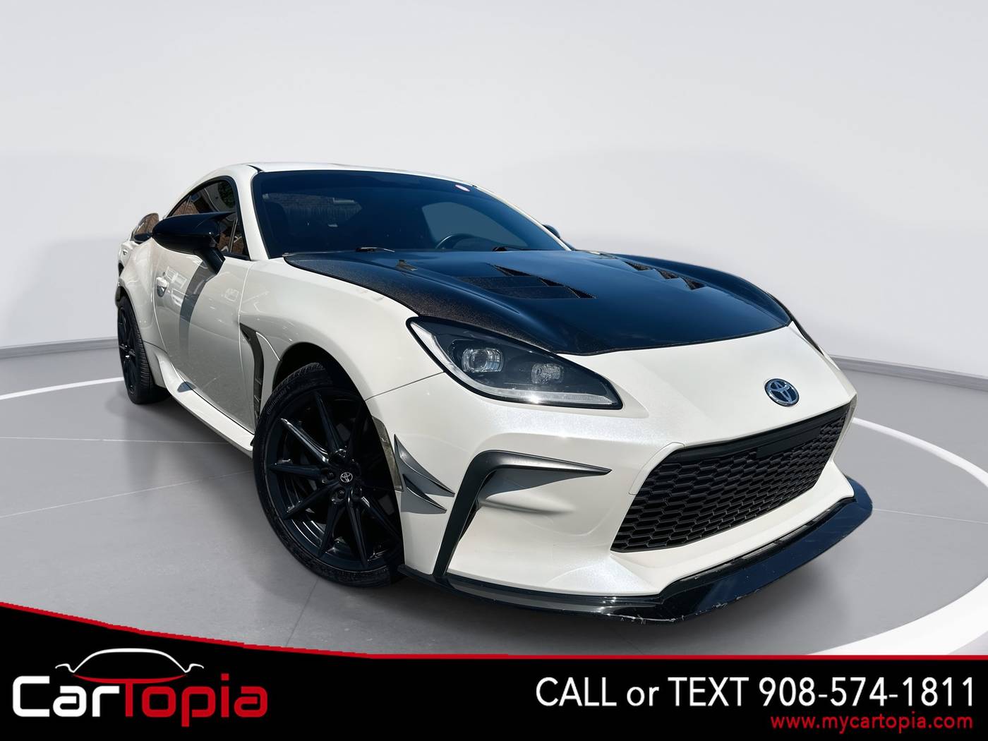 2022 Toyota GR86 Premium — Coupe — 31,040 mi — North Plainfield, NJ