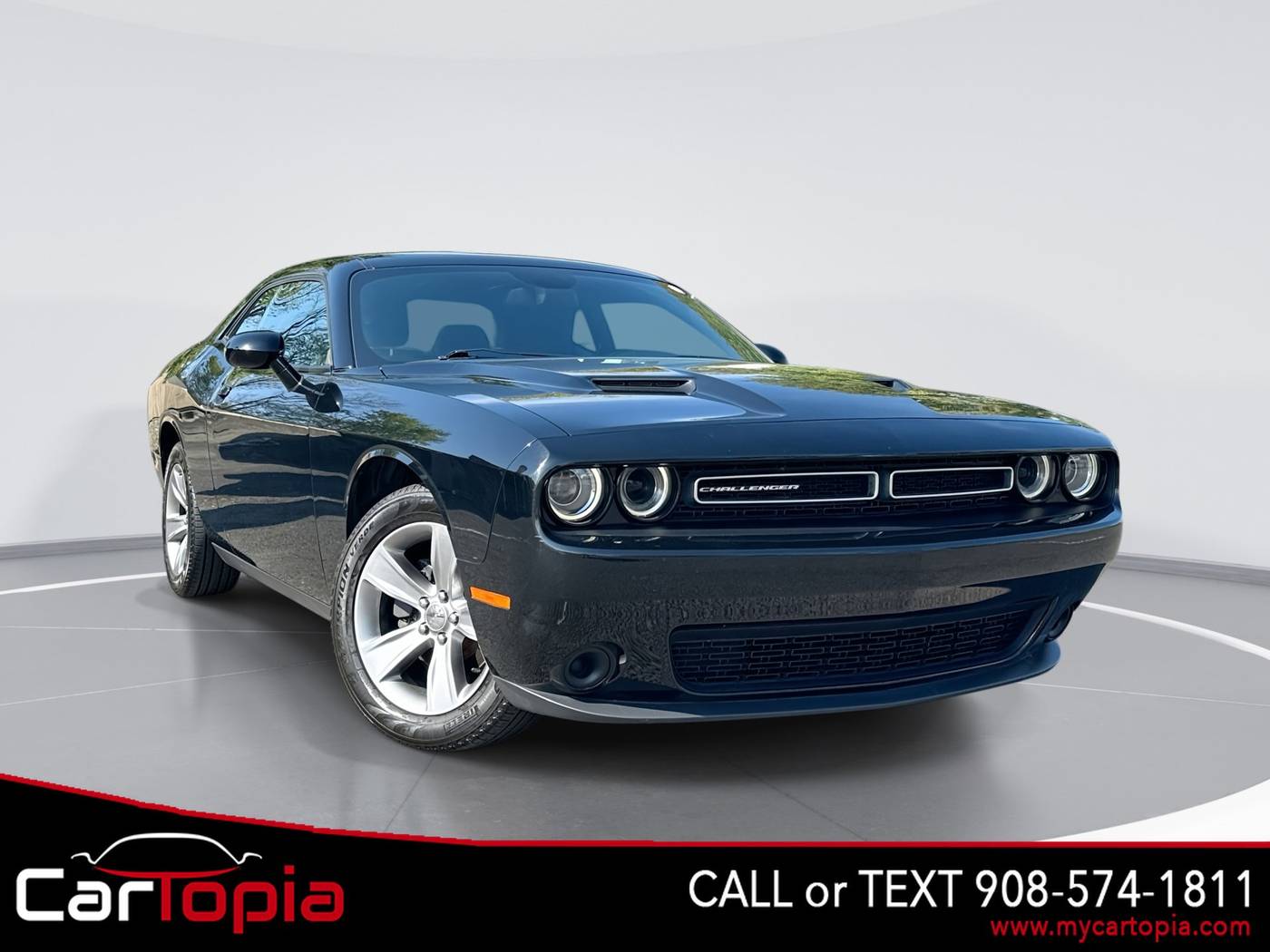 2016 Dodge Challenger SXT