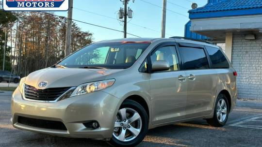 Used 2011 toyota sienna xle sale for sale